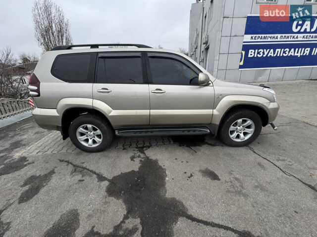 Бежевий Тойота Ленд Крузер Прадо, об'ємом двигуна 3 л та пробігом 201 тис. км за 18500 $, фото 15 на Automoto.ua
