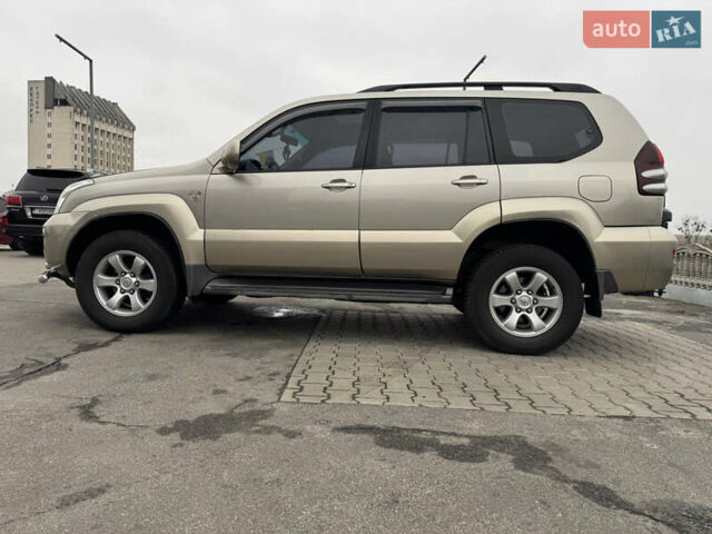 Бежевий Тойота Ленд Крузер Прадо, об'ємом двигуна 3 л та пробігом 201 тис. км за 18500 $, фото 7 на Automoto.ua
