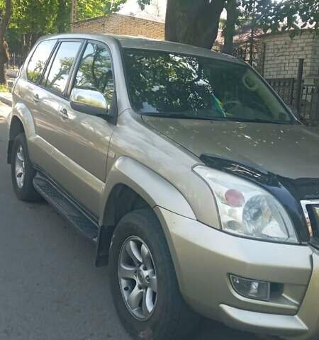 Бежевый Тойота Ленд Крузер Прадо, объемом двигателя 2.7 л и пробегом 280 тыс. км за 10250 $, фото 2 на Automoto.ua