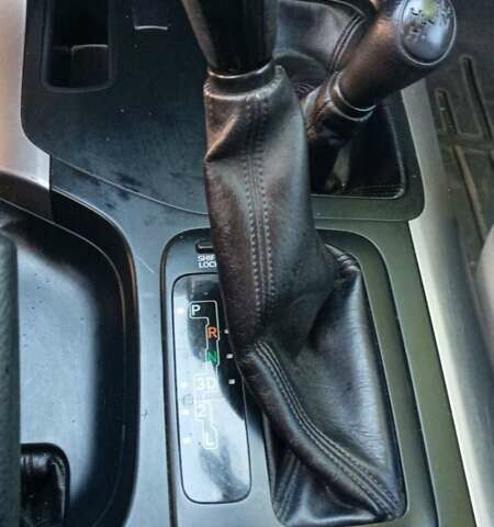 Бежевый Тойота Ленд Крузер Прадо, объемом двигателя 2.7 л и пробегом 280 тыс. км за 10250 $, фото 11 на Automoto.ua