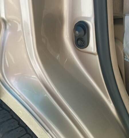 Бежевый Тойота Ленд Крузер Прадо, объемом двигателя 2.7 л и пробегом 280 тыс. км за 10250 $, фото 19 на Automoto.ua