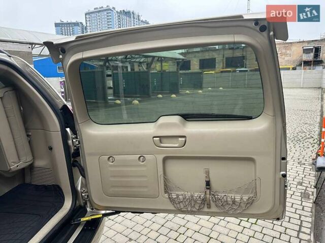 Бежевий Тойота Ленд Крузер Прадо, об'ємом двигуна 3.96 л та пробігом 166 тис. км за 21999 $, фото 26 на Automoto.ua