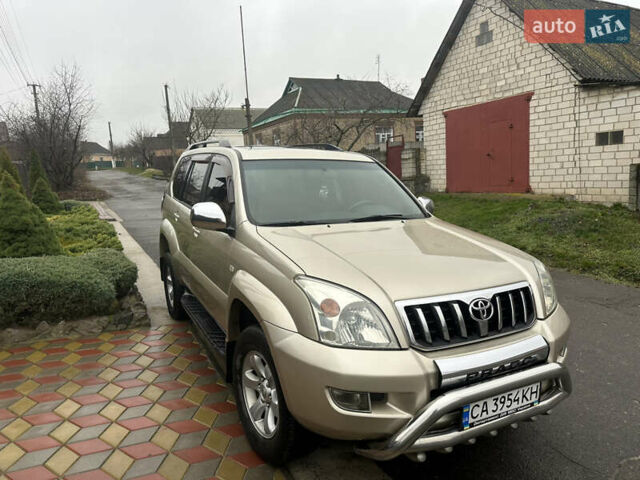 Бежевий Тойота Ленд Крузер Прадо, об'ємом двигуна 4 л та пробігом 322 тис. км за 11700 $, фото 1 на Automoto.ua