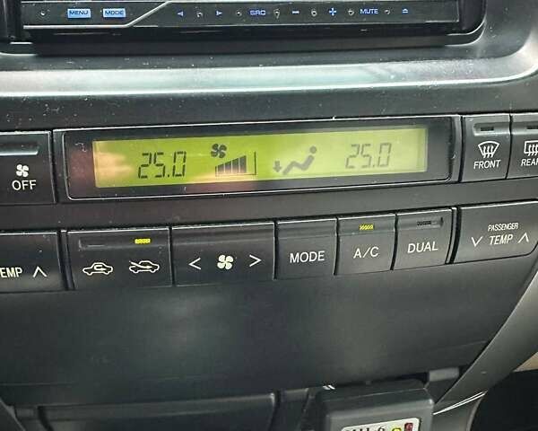 Бежевий Тойота Ленд Крузер Прадо, об'ємом двигуна 3.96 л та пробігом 166 тис. км за 21999 $, фото 52 на Automoto.ua