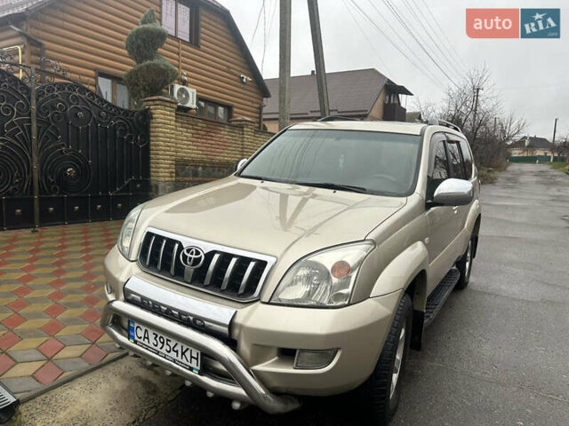 Бежевий Тойота Ленд Крузер Прадо, об'ємом двигуна 4 л та пробігом 322 тис. км за 11700 $, фото 2 на Automoto.ua