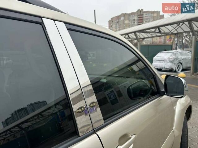 Бежевий Тойота Ленд Крузер Прадо, об'ємом двигуна 3.96 л та пробігом 166 тис. км за 21999 $, фото 20 на Automoto.ua