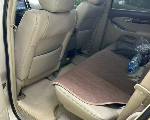 Бежевый Тойота Ленд Крузер Прадо, объемом двигателя 3.96 л и пробегом 210 тыс. км за 16500 $, фото 9 на Automoto.ua