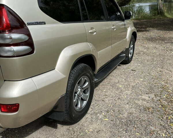 Бежевый Тойота Ленд Крузер Прадо, объемом двигателя 3.96 л и пробегом 210 тыс. км за 16500 $, фото 16 на Automoto.ua