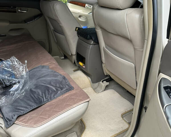 Бежевый Тойота Ленд Крузер Прадо, объемом двигателя 3.96 л и пробегом 210 тыс. км за 16500 $, фото 3 на Automoto.ua