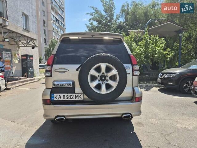 Бежевий Тойота Ленд Крузер Прадо, об'ємом двигуна 3.96 л та пробігом 315 тис. км за 11999 $, фото 12 на Automoto.ua