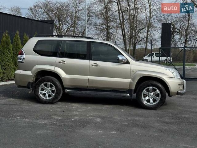 Бежевий Тойота Ленд Крузер Прадо, об'ємом двигуна 3.96 л та пробігом 320 тис. км за 13500 $, фото 5 на Automoto.ua