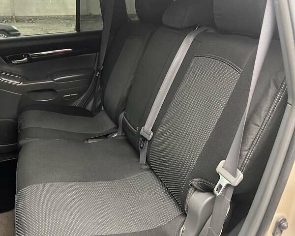 Бежевый Тойота Ленд Крузер Прадо, объемом двигателя 3.96 л и пробегом 496 тыс. км за 14500 $, фото 10 на Automoto.ua