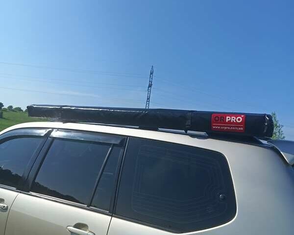 Бежевый Тойота Ленд Крузер Прадо, объемом двигателя 4 л и пробегом 216 тыс. км за 17000 $, фото 7 на Automoto.ua