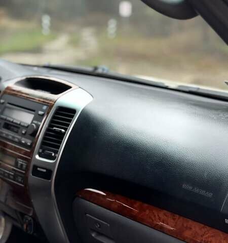 Бежевый Тойота Ленд Крузер Прадо, объемом двигателя 2.7 л и пробегом 178 тыс. км за 14999 $, фото 13 на Automoto.ua