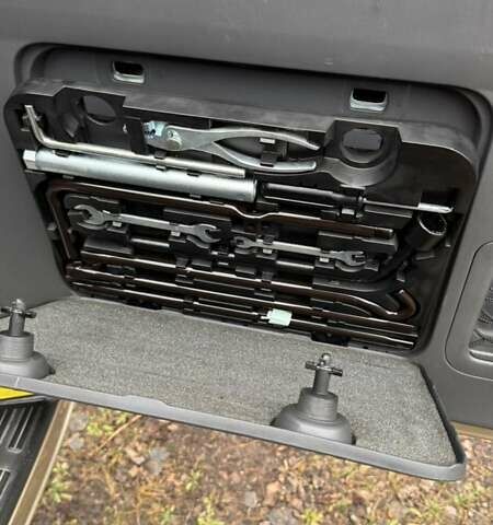 Бежевый Тойота Ленд Крузер Прадо, объемом двигателя 2.7 л и пробегом 178 тыс. км за 14999 $, фото 16 на Automoto.ua