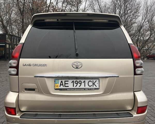 Бежевый Тойота Ленд Крузер Прадо, объемом двигателя 3.96 л и пробегом 496 тыс. км за 14500 $, фото 9 на Automoto.ua