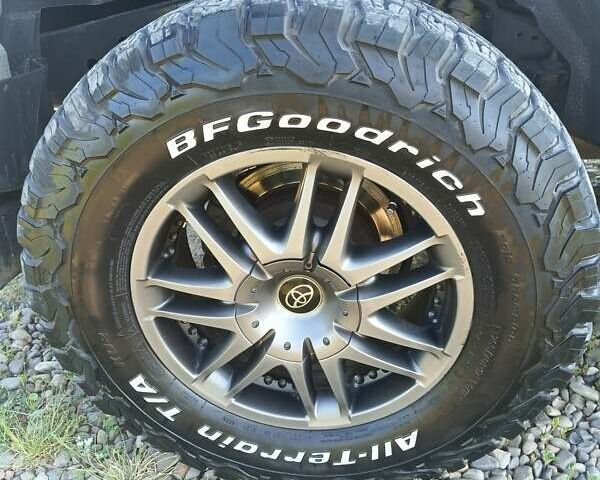 Бежевый Тойота Ленд Крузер Прадо, объемом двигателя 4 л и пробегом 216 тыс. км за 17000 $, фото 11 на Automoto.ua