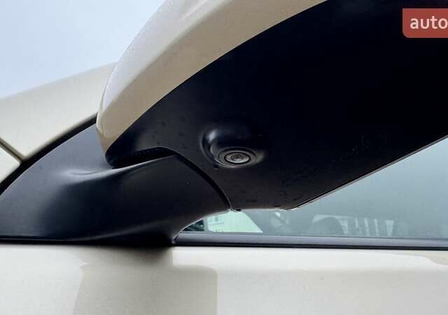 Бежевый Тойота Ленд Крузер Прадо, объемом двигателя 4 л и пробегом 122 тыс. км за 23494 $, фото 35 на Automoto.ua