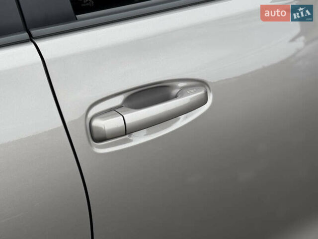 Бежевий Тойота Ленд Крузер Прадо, об'ємом двигуна 4 л та пробігом 40 тис. км за 51500 $, фото 16 на Automoto.ua