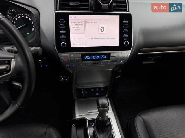 Бежевий Тойота Ленд Крузер Прадо, об'ємом двигуна 4 л та пробігом 40 тис. км за 51500 $, фото 32 на Automoto.ua