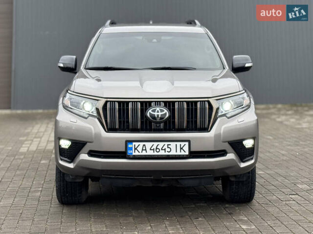 Бежевий Тойота Ленд Крузер Прадо, об'ємом двигуна 4 л та пробігом 40 тис. км за 51500 $, фото 3 на Automoto.ua