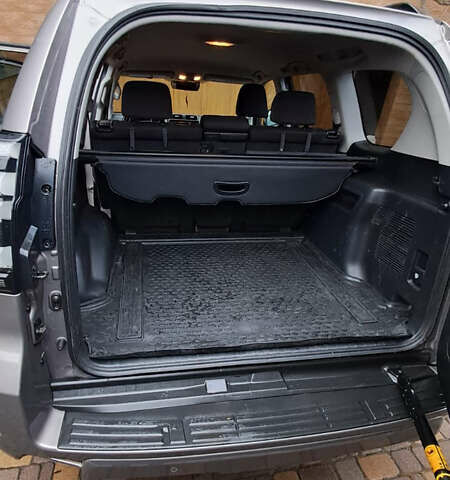 Бежевый Тойота Ленд Крузер Прадо, объемом двигателя 3.96 л и пробегом 40 тыс. км за 42000 $, фото 13 на Automoto.ua