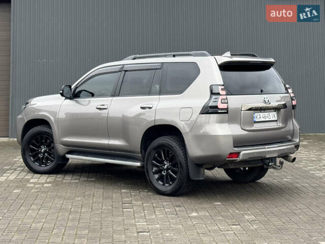 Бежевий Тойота Ленд Крузер Прадо, об'ємом двигуна 4 л та пробігом 40 тис. км за 51500 $, фото 10 на Automoto.ua