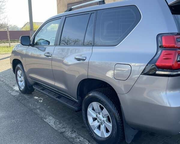 Бежевий Тойота Ленд Крузер Прадо, об'ємом двигуна 2.76 л та пробігом 49 тис. км за 47619 $, фото 11 на Automoto.ua