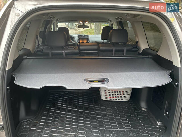 Бежевый Тойота Ленд Крузер Прадо, объемом двигателя 2.76 л и пробегом 9 тыс. км за 59500 $, фото 4 на Automoto.ua