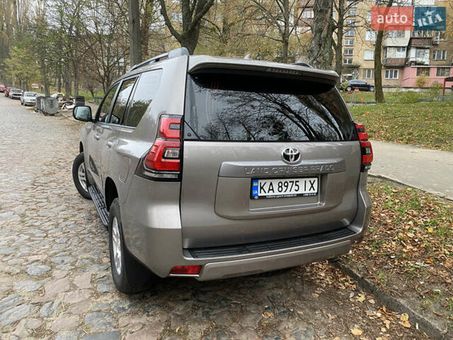 Бежевый Тойота Ленд Крузер Прадо, объемом двигателя 2.76 л и пробегом 9 тыс. км за 59500 $, фото 3 на Automoto.ua