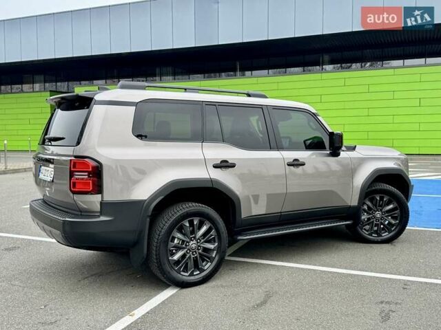 Бежевый Тойота Ленд Крузер Прадо, объемом двигателя 2.76 л и пробегом 15 тыс. км за 67900 $, фото 12 на Automoto.ua