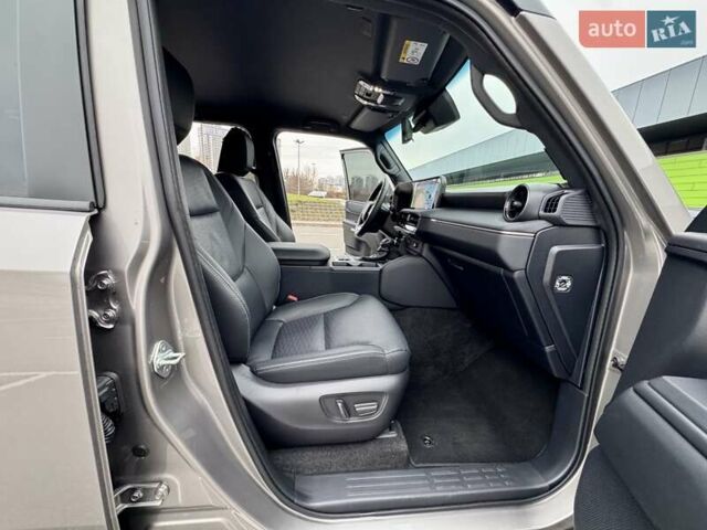 Бежевый Тойота Ленд Крузер Прадо, объемом двигателя 2.76 л и пробегом 15 тыс. км за 67900 $, фото 43 на Automoto.ua