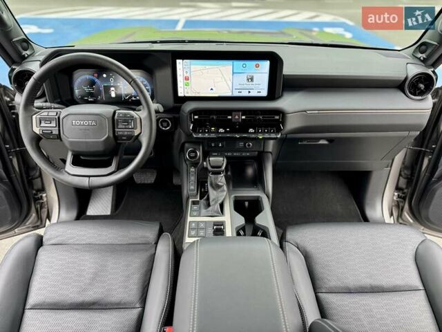 Бежевый Тойота Ленд Крузер Прадо, объемом двигателя 2.76 л и пробегом 15 тыс. км за 67900 $, фото 47 на Automoto.ua