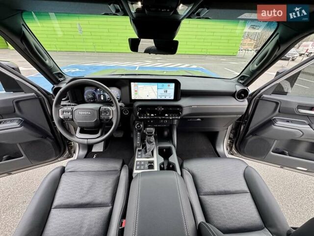 Бежевый Тойота Ленд Крузер Прадо, объемом двигателя 2.76 л и пробегом 15 тыс. км за 67900 $, фото 49 на Automoto.ua