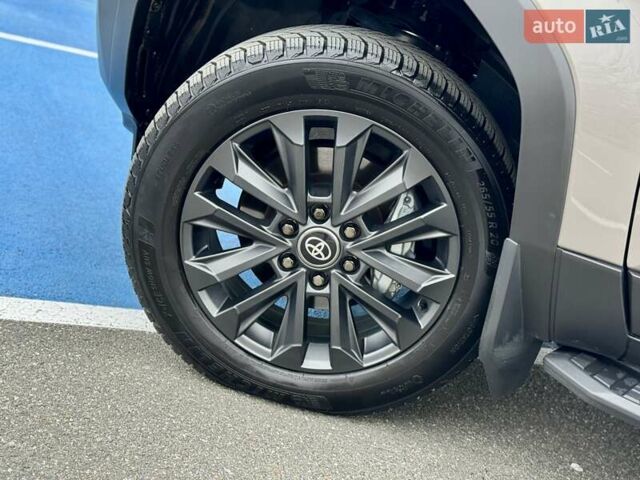 Бежевый Тойота Ленд Крузер Прадо, объемом двигателя 2.76 л и пробегом 15 тыс. км за 67900 $, фото 25 на Automoto.ua