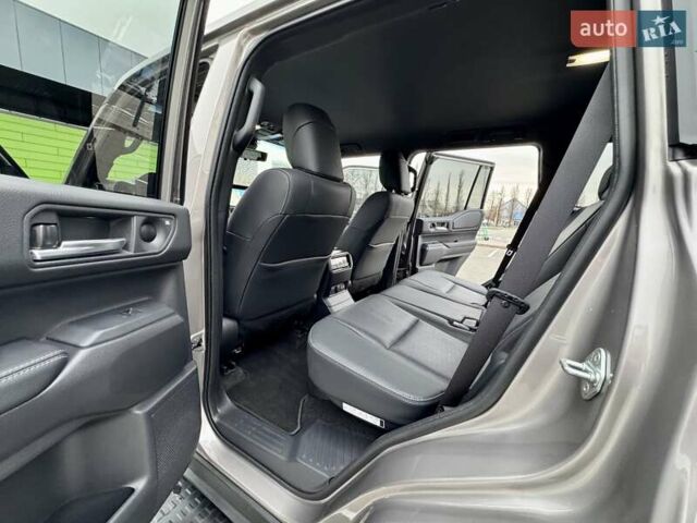 Бежевый Тойота Ленд Крузер Прадо, объемом двигателя 2.76 л и пробегом 15 тыс. км за 67900 $, фото 36 на Automoto.ua