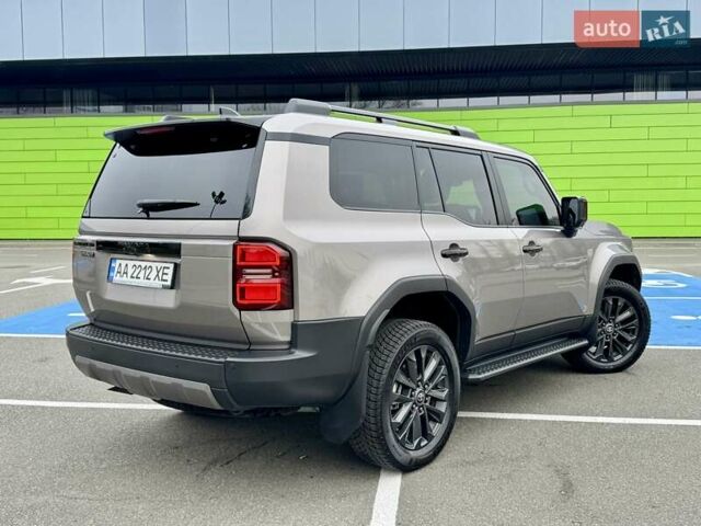 Бежевый Тойота Ленд Крузер Прадо, объемом двигателя 2.76 л и пробегом 15 тыс. км за 67900 $, фото 12 на Automoto.ua