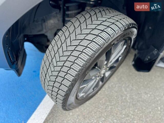 Бежевый Тойота Ленд Крузер Прадо, объемом двигателя 2.76 л и пробегом 15 тыс. км за 67900 $, фото 24 на Automoto.ua