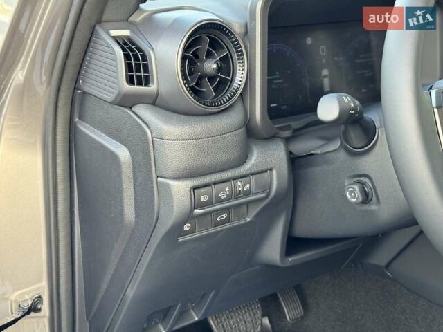 Бежевий Тойота Ленд Крузер Прадо, об'ємом двигуна 2.4 л та пробігом 1 тис. км за 70900 $, фото 15 на Automoto.ua