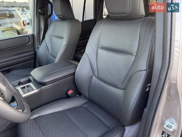 Бежевий Тойота Ленд Крузер Прадо, об'ємом двигуна 2.4 л та пробігом 1 тис. км за 70900 $, фото 19 на Automoto.ua