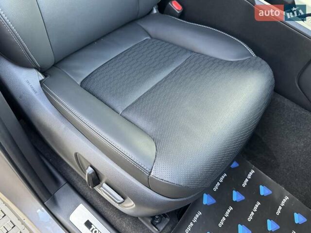 Бежевий Тойота Ленд Крузер Прадо, об'ємом двигуна 2.4 л та пробігом 1 тис. км за 70900 $, фото 42 на Automoto.ua