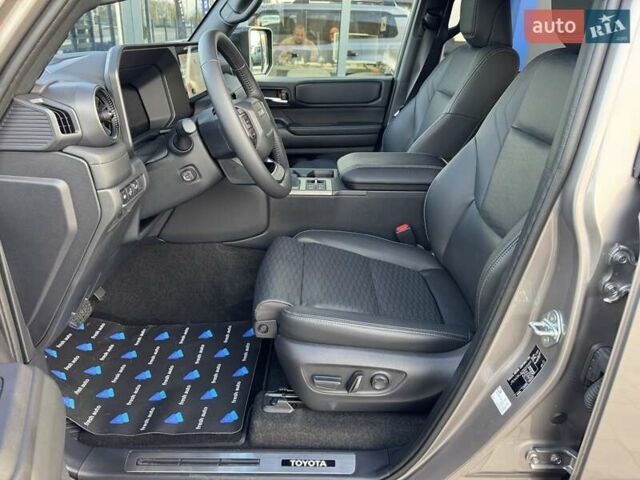 Бежевий Тойота Ленд Крузер Прадо, об'ємом двигуна 2.4 л та пробігом 1 тис. км за 70900 $, фото 20 на Automoto.ua