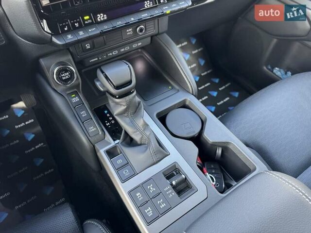 Бежевий Тойота Ленд Крузер Прадо, об'ємом двигуна 2.4 л та пробігом 1 тис. км за 70900 $, фото 27 на Automoto.ua