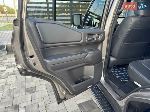 Бежевий Тойота Ленд Крузер Прадо, об'ємом двигуна 2.4 л та пробігом 1 тис. км за 70900 $, фото 30 на Automoto.ua