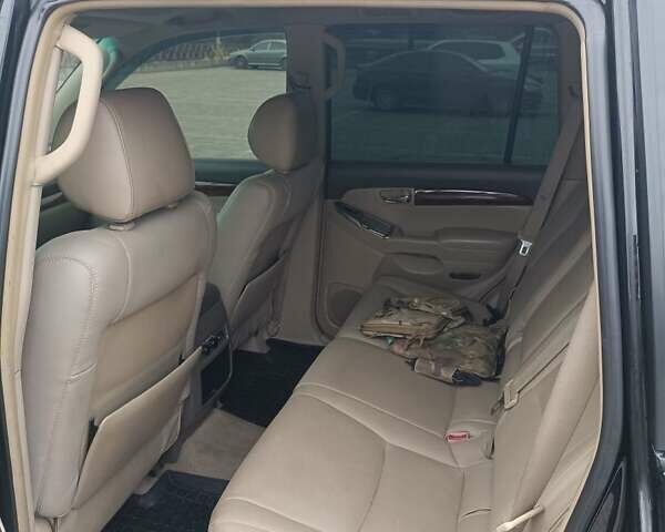 Черный Тойота Ленд Крузер Прадо, объемом двигателя 4 л и пробегом 297 тыс. км за 11000 $, фото 3 на Automoto.ua