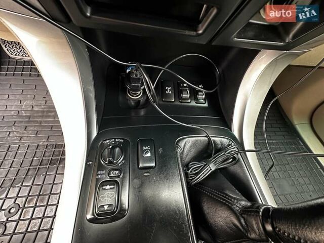 Чорний Тойота Ленд Крузер Прадо, об'ємом двигуна 3 л та пробігом 226 тис. км за 17500 $, фото 20 на Automoto.ua