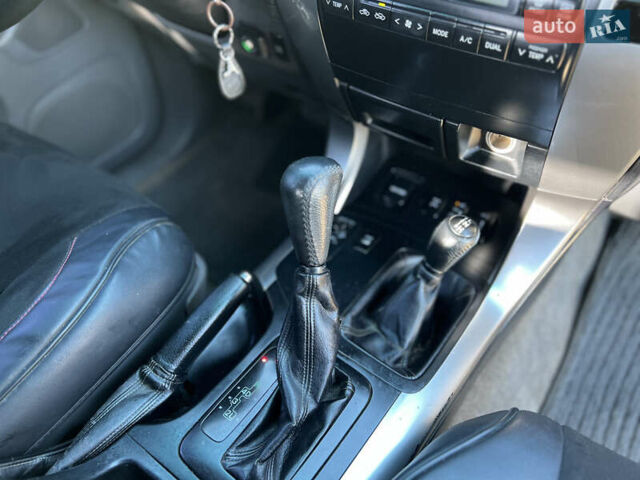 Чорний Тойота Ленд Крузер Прадо, об'ємом двигуна 4 л та пробігом 354 тис. км за 13600 $, фото 17 на Automoto.ua