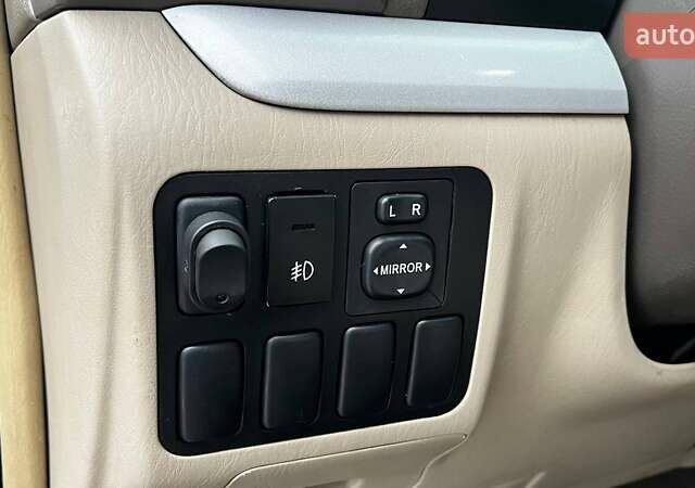 Черный Тойота Ленд Крузер Прадо, объемом двигателя 2.69 л и пробегом 293 тыс. км за 7890 $, фото 19 на Automoto.ua