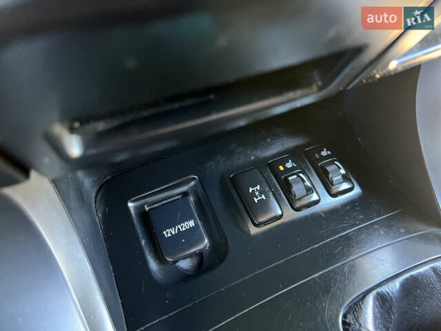 Чорний Тойота Ленд Крузер Прадо, об'ємом двигуна 4 л та пробігом 354 тис. км за 13600 $, фото 18 на Automoto.ua