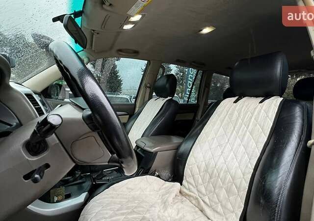 Черный Тойота Ленд Крузер Прадо, объемом двигателя 2.69 л и пробегом 293 тыс. км за 7890 $, фото 16 на Automoto.ua